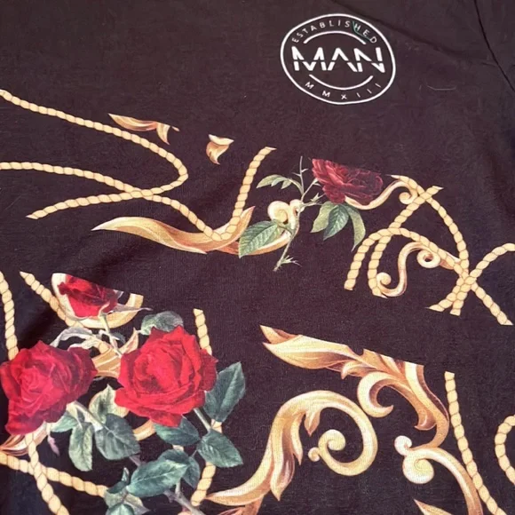 BoohooMAN TEE ROSES - Picture 2 of 3